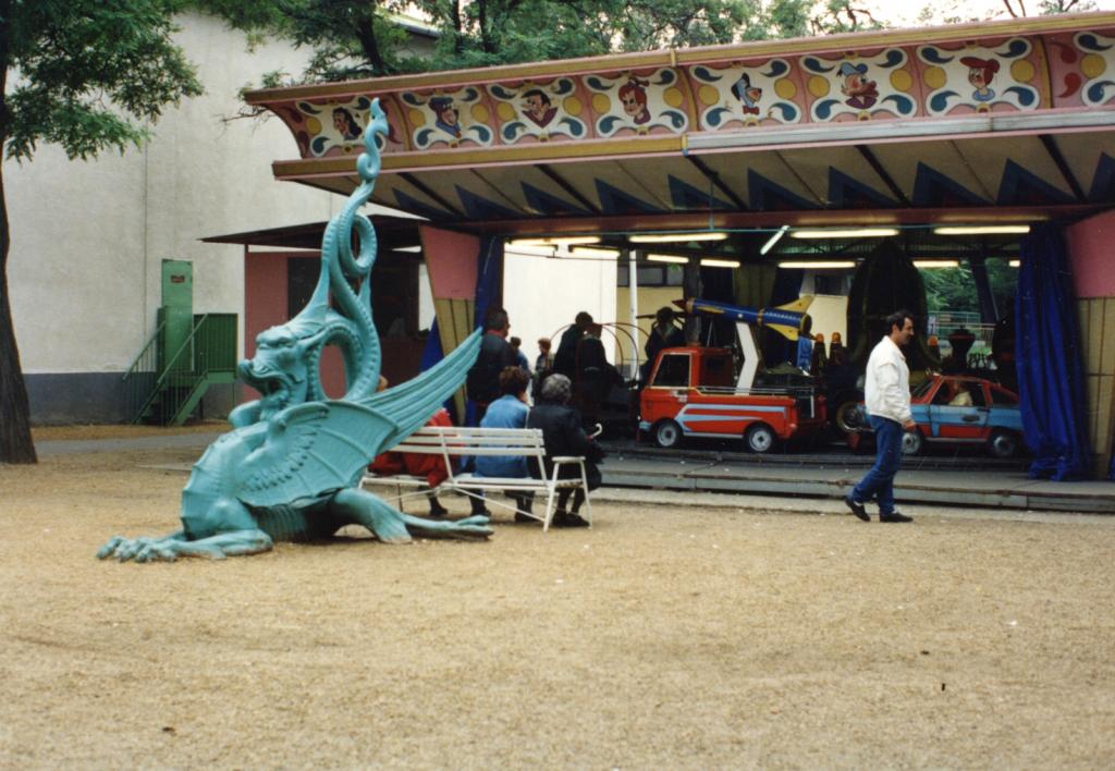 „Ezen a napon kaptuk meg az útleveleinket." A Vidámparkban. Forrás: Elke Schmitz